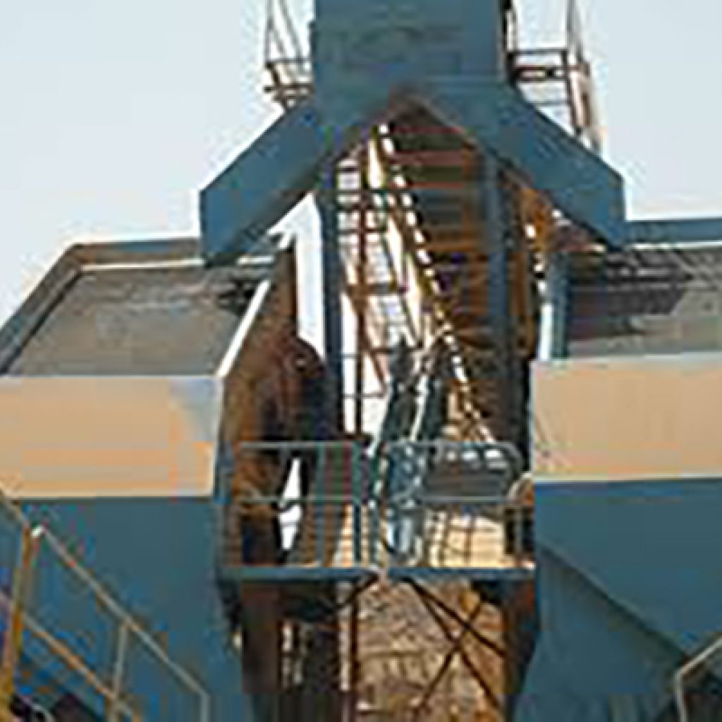 ساخت تجهیزات صنعتی